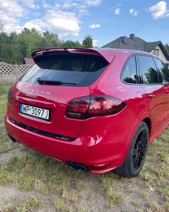 Porsche Cayenne cena 135000 przebieg: 147500, rok produkcji 2013 z Łódź małe 79